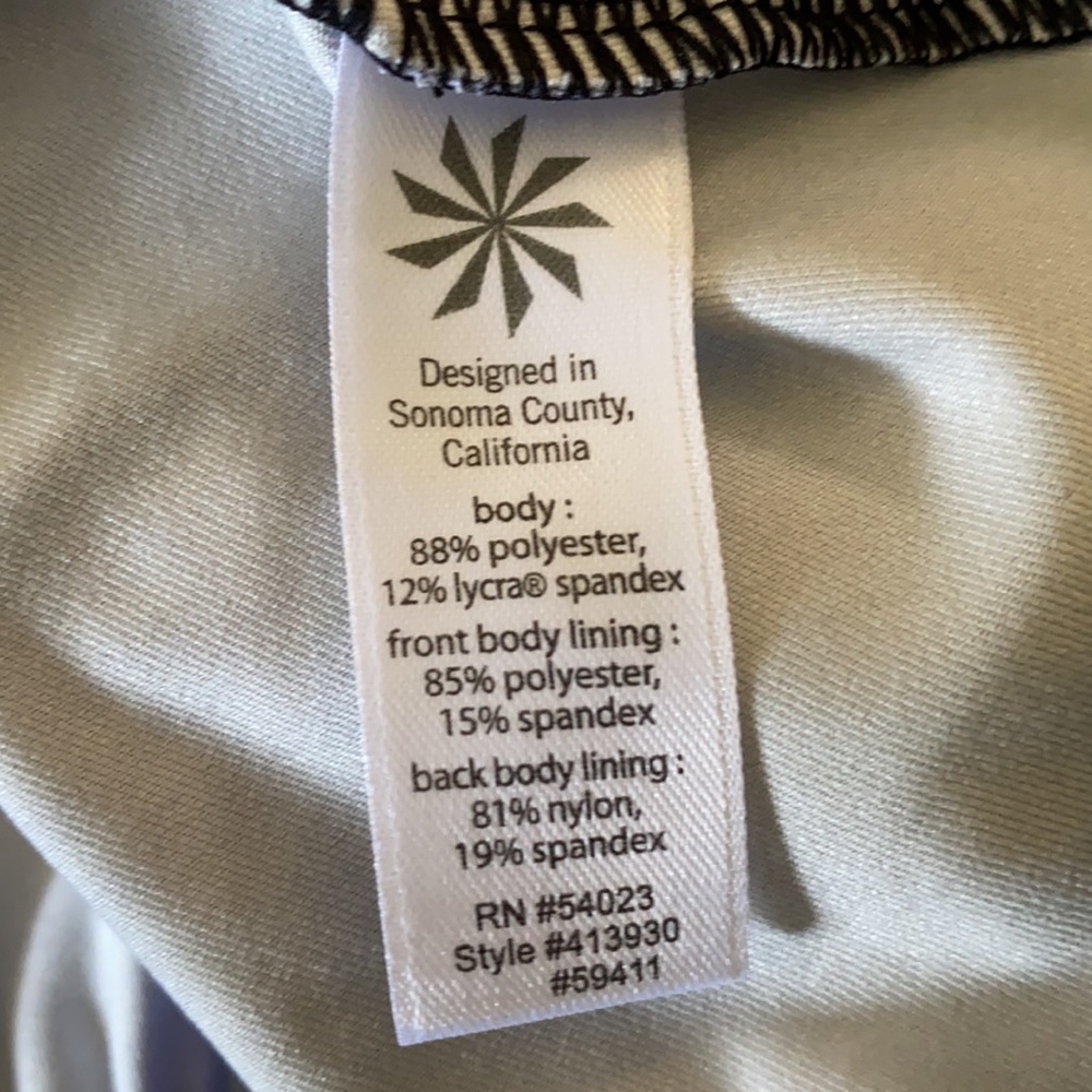 Athleta Tic Tac Toe Paisley Purple Racerback Tank Top w/Built in Bra - Picture 5 of 5